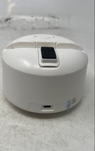Load image into Gallery viewer, Yuutrack K9 White Portrait And Landscape Smart Tracking Mobile Holder Untested
