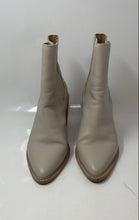 Load image into Gallery viewer, Crown Vintage Womens Pimmy Beige Leather Pointed Toe Ankle Booties Size 8.5M
