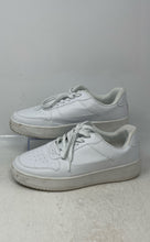 Load image into Gallery viewer, No Boundaries Womens White Leather Lace-Up Platform Sneakers Shoes Size 10W
