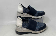 Load image into Gallery viewer, Michael Kors Womens Blue White Round Toe Slip-On Sneaker Shoes Size 5M

