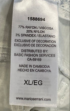 Load image into Gallery viewer, Mario Serrani Womens White Blue Floral Stretch Skinny Leg Capri Pants Size XL
