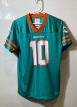 Load image into Gallery viewer, NFL Team Apparel Boys Green Miami Dolphins Tyreek Hill #10 Football Jersey Sz XL
