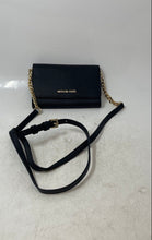 Load image into Gallery viewer, Michael Kors Womens Black Leather Jet Set Travel Smartphone Crossbody Bag
