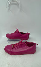 Load image into Gallery viewer, Juicy Couture Womens Jody Pink Leather Lace-Up Low Top Sneaker Shoes Size 8
