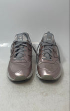 Load image into Gallery viewer, New Balance Womens 574 WS574SFF Pink Gray Low Top Sneakers Shoes Size 6.5 B
