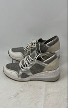 Load image into Gallery viewer, Michael Kors Womens Silver-Tone &amp; White Lace-Up Sneakers Shoes Size 9M

