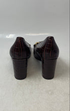 Load image into Gallery viewer, Marc Fisher Womens Gruff Brown Croc-Embossed Pointed Toe Pump Heels Size 8M
