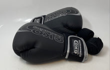 Load image into Gallery viewer, CKO Mens Black Hook And Loop Adjustable Cuff Kickboxing Gloves
