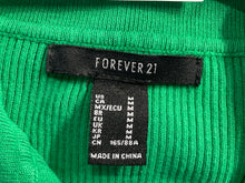 Load image into Gallery viewer, Forever 21 Womens Green Short Sleeve Collared Pullover Cropped Polo Shirt Size M
