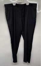 Load image into Gallery viewer, Boss Mens Black Flat Front Slash Pockets Straight Leg Dress Pants Size 42R
