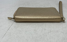 Load image into Gallery viewer, Michael Kors Womens Gold-Tone Saffiano Leather Zip-Around Wristlet Wallet
