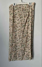 Load image into Gallery viewer, H&amp;M Womens Multicolor Floral Print Side Slit Long Maxi Skirt Size 8

