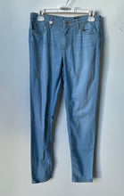 Load image into Gallery viewer, Armani Exchange Womens Blue Denim Medium Wash J01 Super Skinny Leg Jeans Size 26
