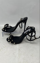 Load image into Gallery viewer, Steve Madden Womens Bradshaw Black Gold-Tone High Heel Ankle Strap Sandals Sz 7M
