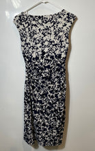 Load image into Gallery viewer, Lauren Ralph Lauren Womens Blue White Floral Side Ruched Sheath Dress Size 0
