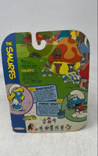 Load image into Gallery viewer, Jakks Pacific The Smurfs Smurfette And Painter Smurf Action Figures 2 Pcs Sealed
