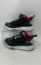 Load image into Gallery viewer, Nike Boys Air Jordan Max Aura 2 CN8095-006 Black Gray Red Sneakers Shoes Sz 13C
