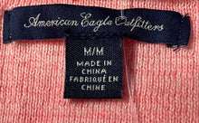 Load image into Gallery viewer, American Eagle Outfitters Womens Pink Long Sleeve Pullover Sweater Size M
