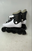 Load image into Gallery viewer, Rolling Bunny Mens White Black Leather Lace-Up Adjustable Ankle Inline Skates 6
