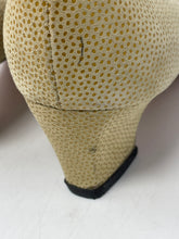 Load image into Gallery viewer, Authentic Salvatore Ferragamo Womens Golden Tone Pump Heels Size 10B Stained
