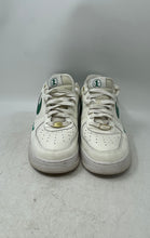 Load image into Gallery viewer, Nike Mens Air Force 1 '07 LV8 DQ7658-101 White Green Sneaker Shoes Size 10
