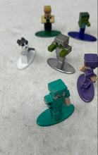 Load image into Gallery viewer, Lot Of Mixed Jada Toys Minecraft Nano Metalfigs Diecast Mini Figures 15 Pcs
