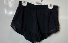 Load image into Gallery viewer, Lululemon Womens Black Elastic Waist Activewear Athletic Shorts Size 6
