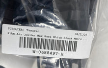 Load image into Gallery viewer, Nike Mens Air Jordan Max Aura AQ9084-100 White Black Basketball Shoes Size 10.5
