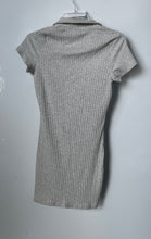 Load image into Gallery viewer, Divided By H&amp;M Womens Gray Short Sleeve V-Neck Collared Pullover Polo Dress Sz M
