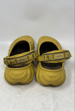 Load image into Gallery viewer, Crocs Unisex Echo 207937 Green Round Toe Slip-On Clog Shoes Size M 6 W 8
