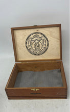 Load image into Gallery viewer, Jose Marti Magnum Brown Wooden Collectible Tobacciana Cigar Box

