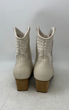 Load image into Gallery viewer, Dolce Vita Womens Karyn Beige Pointed Toe Pull-On Cowgirl Western Boots Size 10
