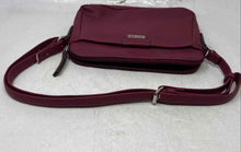 Load image into Gallery viewer, Rosetti Womens Burgundy Pebbled Leather Pockets Adjustable Strap Crossbody Bag
