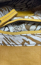 Load image into Gallery viewer, Lucky Brand Womens Yellow Detachable Strap Shoulder Crossbody Handbag
