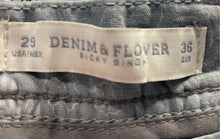 Load image into Gallery viewer, TJ Maxx Womens Gray Denim &amp; Flower Stretch Slim Fit Chino Pants Size 29 With Tag
