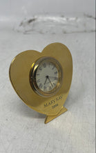 Load image into Gallery viewer, Mary Kay 2004 Gold-Tone Heart-Shaped Analog Quartz Mini Desk Clock Not Tested
