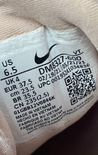 Load image into Gallery viewer, Nike Womens Air Vapormax Plus DM8327-600 Pink Lace-Up Sneaker Shoes Size 6.5

