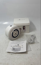 Load image into Gallery viewer, Yuutrack K9 White 360 Rotation Smart Tracking Mobile Holder Untested With Box
