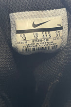 Load image into Gallery viewer, Nike Mens Force Savage Shark 925116-010 Black FastFlex Football Cleats Size 13

