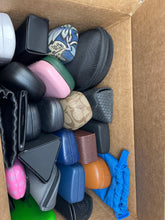 Load image into Gallery viewer, Mixed Brands Of Empty Cases For Sunglasses &amp; Glasses. 5 Pounds +12.0 oz Box
