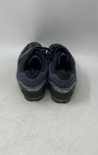 Load image into Gallery viewer, Specialized Mens Blue Black Body Geometry Hook &amp; Loop Cycling Shoes Size 7.5
