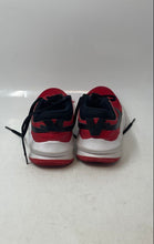 Load image into Gallery viewer, Nike Boys Team Hustle D 10 Red Lace-Up Low Top Basketball Shoes Size 4.5Y
