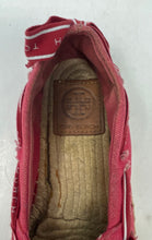 Load image into Gallery viewer, Authentic Tory Burch Womens Grosgrain Red Flat Espadrille Sandals Sz 5 M Damaged
