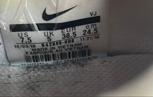 Load image into Gallery viewer, Nike Womens Free TR 8 942888-008 Multicolor Lace-Up Running Shoes Size 7.5
