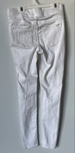 Load image into Gallery viewer, Old Navy Womens White Denim Rockstar Super Skinny Leg Pull-On Jegging Jeans Sz 2
