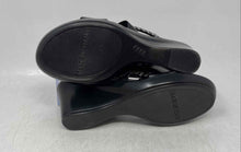 Load image into Gallery viewer, Italian Shoemakers Womens Black Leather Wedge Heel Slip-On Slide Sandals Size 6M
