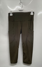 Load image into Gallery viewer, Lululemon Womens Green Elastic Waist Pull-On Activewear Capri Leggings Size 4
