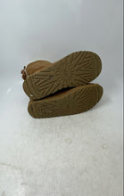 Load image into Gallery viewer, Ugg Womens Bailey Bow II Brown Round Toe Pull-On Ankle Booties Size 9
