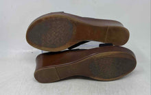 Load image into Gallery viewer, Italian Shoemakers Womens Black Brown Wedge Heel Slip-On Slide Sandals Size 10
