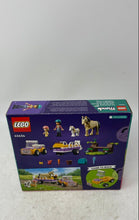 Load image into Gallery viewer, Set Of 105 Pieces Lego 42634 Friends Horse And Pony Trailer Toys Factory Sealed
